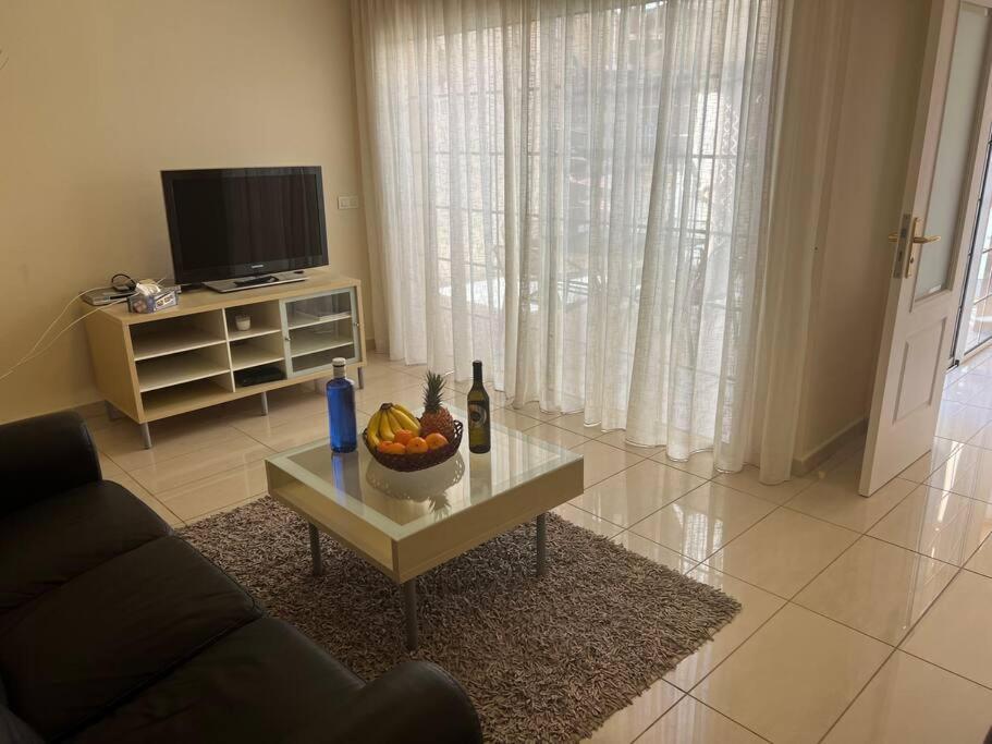 33 Pleasures Del Duque Apartment Адехе Экстерьер фото