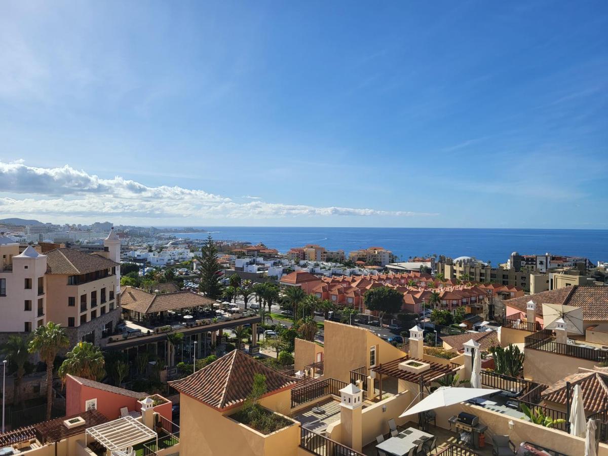 33 Pleasures Del Duque Apartment Адехе Экстерьер фото