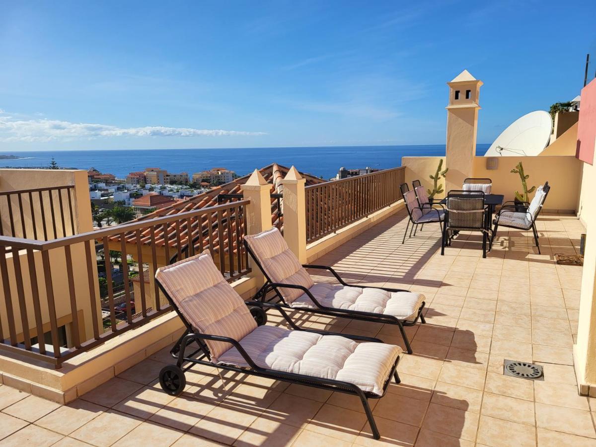 33 Pleasures Del Duque Apartment Адехе Экстерьер фото